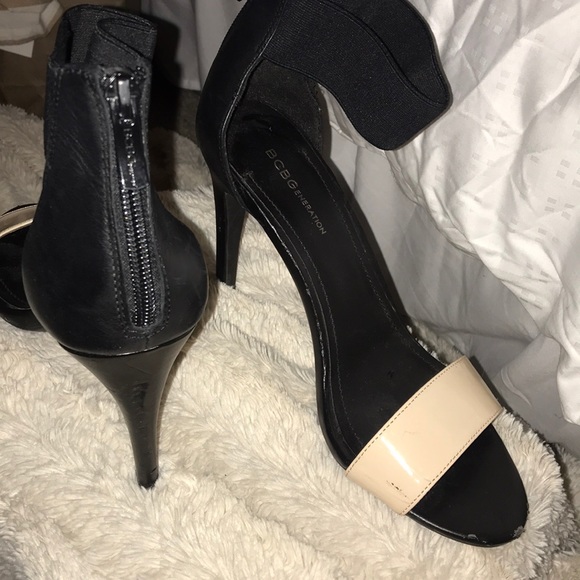 Black and Nude Heels - Picture 3 of 3